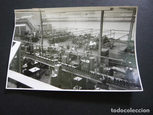 Alte Fotografie: GIJON ASTURIAS FABRICA AMORTIGUADORES ARMSTRONG ANTIGUA FOTOGRAFIA 11,5 X 18 CM