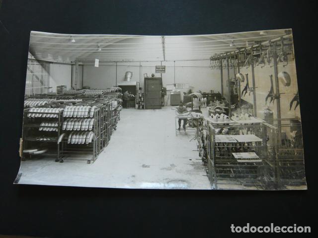 Antique Photography: ABADIANO VIZCAYA FABRICA DE MOTOCICLETAS MOTOBIC ANTIGUA FOTOGRAFIA 1965 17,5 X 30 CM