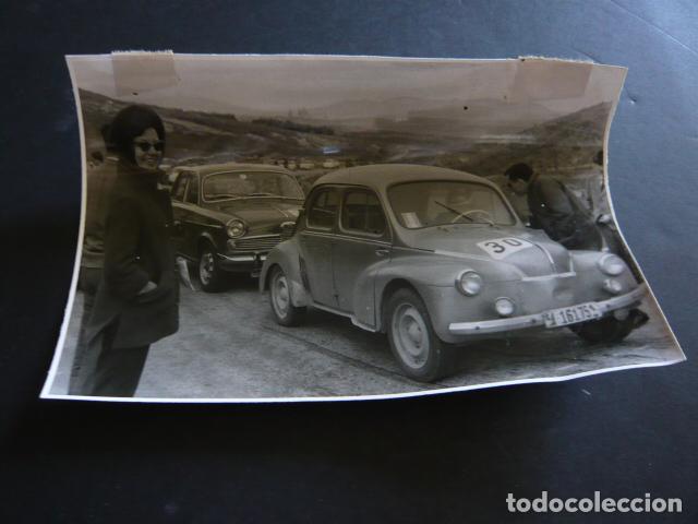 Photographie ancienne: RALLYE AUTOMOVILISTA SUBIDA A LA CRUZ VERDE ROBLEDO DE CHAVELA ANTIGUA FOTOGRAFIA 1964 12 X 18 CM