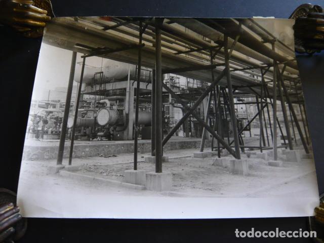Fotografia antica: ESCOMBRERAS CARTAGENA MURCIA REFINERIA DE PETROLEO ANTIGUA FOTOGRAFIA 18 X 24 CM