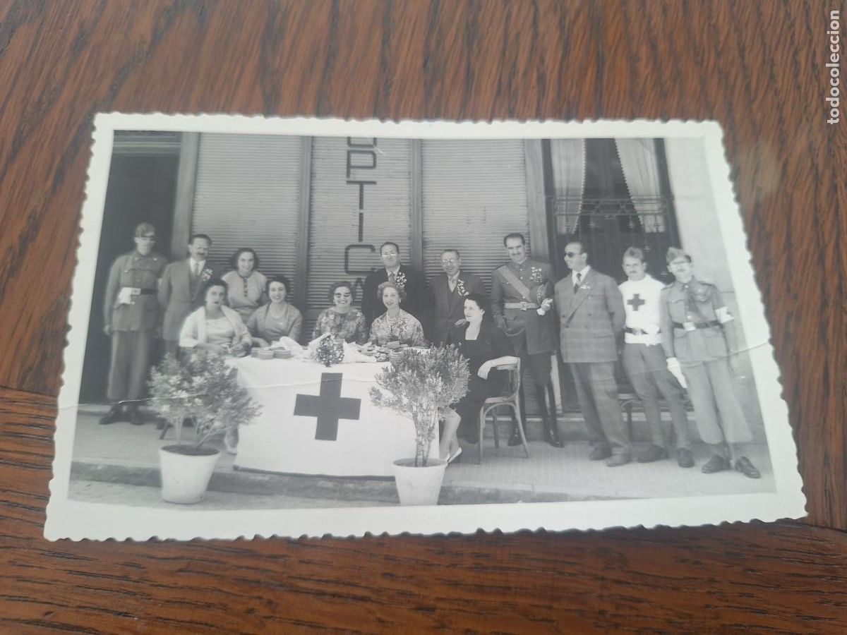 Fotograf&iacute;a antigua: Antigua fotograf&iacute;a Cruz roja Alcoy . 1952