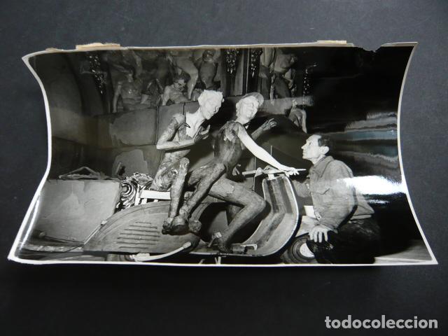 Antique Photography: VALENCIA FALLAS 1959 ANTIGUA FOTOGRAFIA 12 X 18 CM