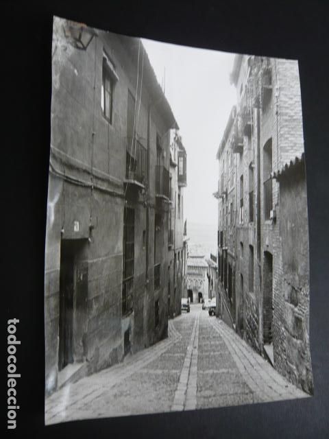 Fotograf&iacute;a antigua: TOLEDO UNA CALLE ANTIGUA FOTOGRAFIA 24 X 18 CM