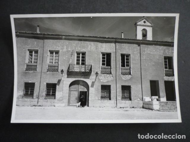 Antique Photography: CARRASCOSA DEL CAMPO CUENCA DETALLE URBANO ANTIGUA FOTOGRAFIA 12 X 18 CM