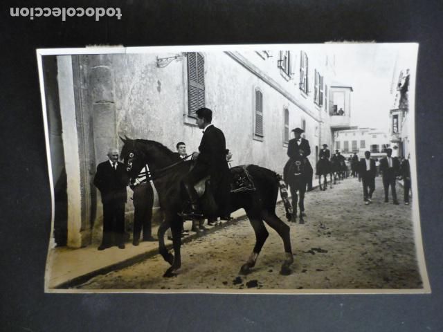 Fotograf&iacute;a antigua: CIUDADELA MENORCA LA COLGADA FIESTA DE SAN JUAN ANTIGUA FOTOGRAFIA ORIGINAL 12 X 18 CM