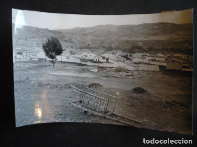 Fotograf&iacute;a antigua: VILLALBA DE LA SIERRA CUENCA VISTA ANTIGUA FOTOGRAFIA ORIGINAL 13 X 18 CM