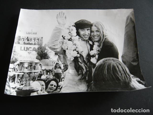 Fotograf&iacute;a antigua: JACKIE STEWART CONDUCTOR FORMULA 1 ANTIGUA FOTOGRAFIA 18 X 24 CM