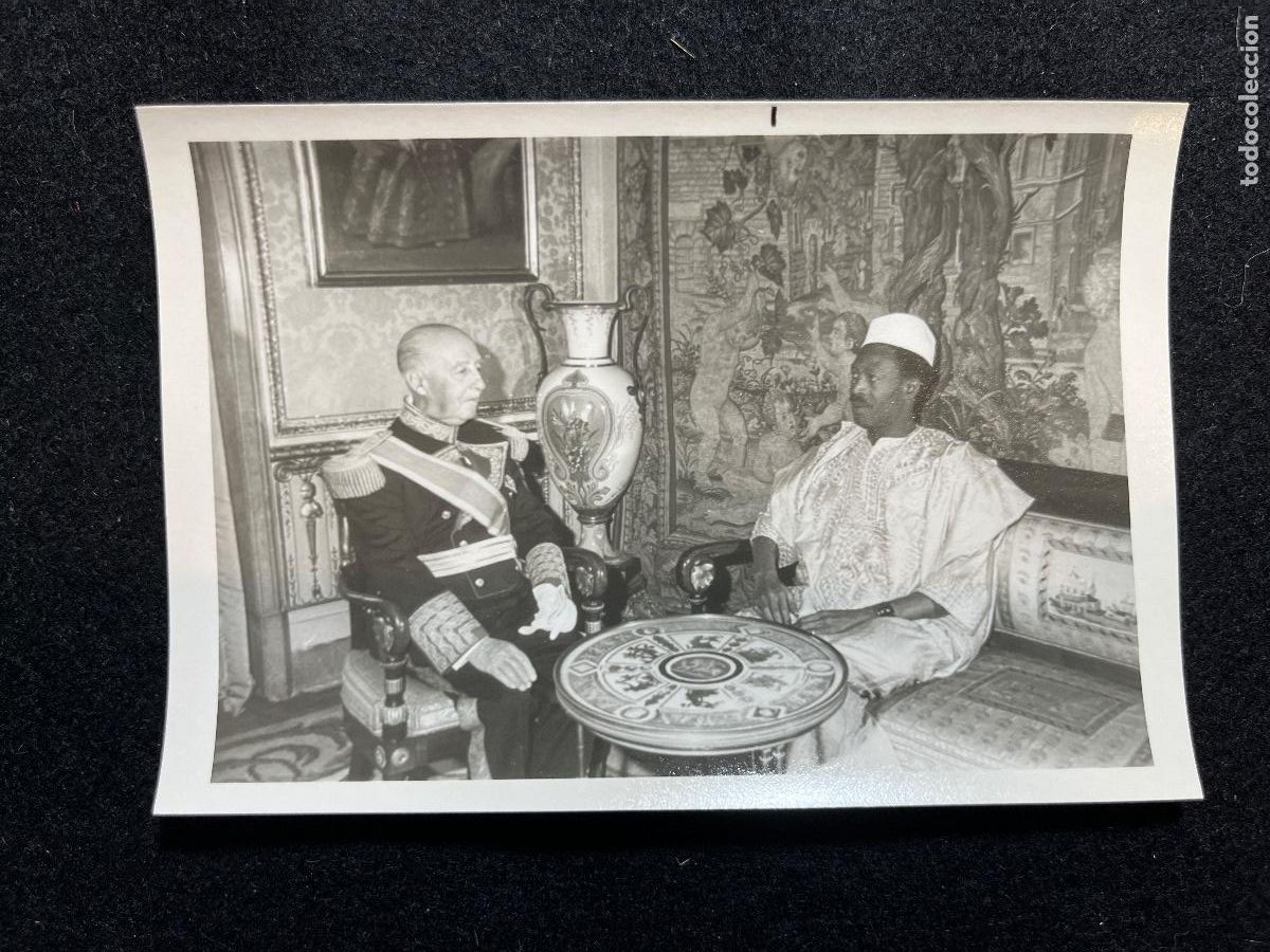 Antique Photography: Foto original Franco con mandatario africano &ndash; recepci&oacute;n oficial Palacio El Pardo