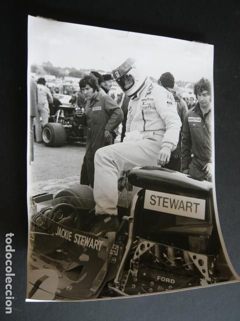 Fotograf&iacute;a antigua: JACKIE STEWART CONDUCTOR FORMULA 1 ANTIGUA FOTOGRAFIA 18 X 24 CM