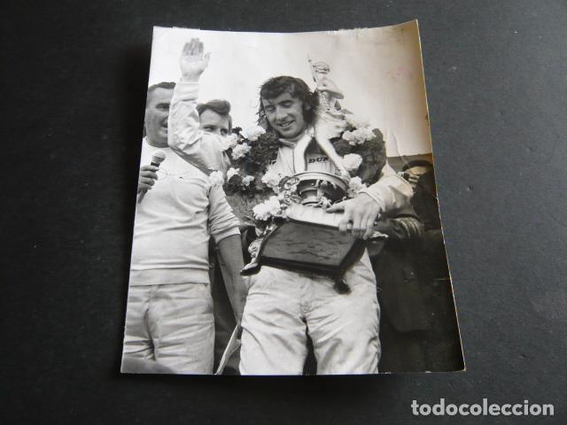 Fotografia antica: JACKIE STEWART CONDUCTOR FORMULA 1 ANTIGUA FOTOGRAFIA 18 X 13 CM