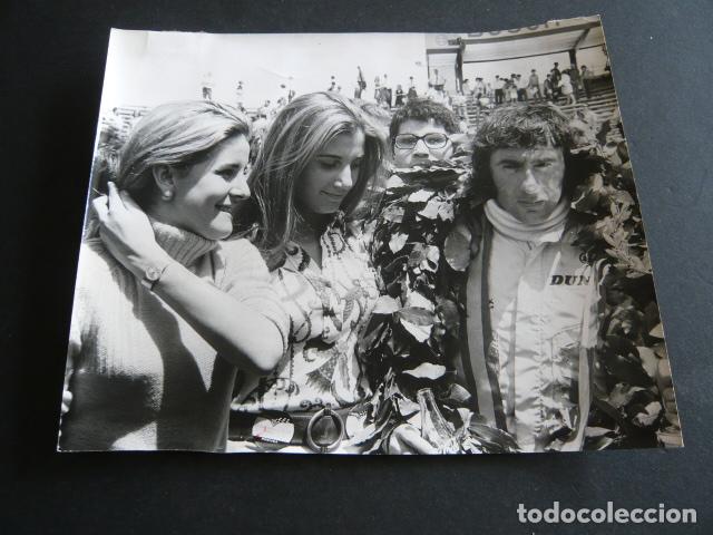 Fotograf&iacute;a antigua: JACKIE STEWART CONDUCTOR FORMULA 1 CIRCUITO DEL JARAMA 1959 ANTIGUA FOTOGRAFIA 18 X 24 CM