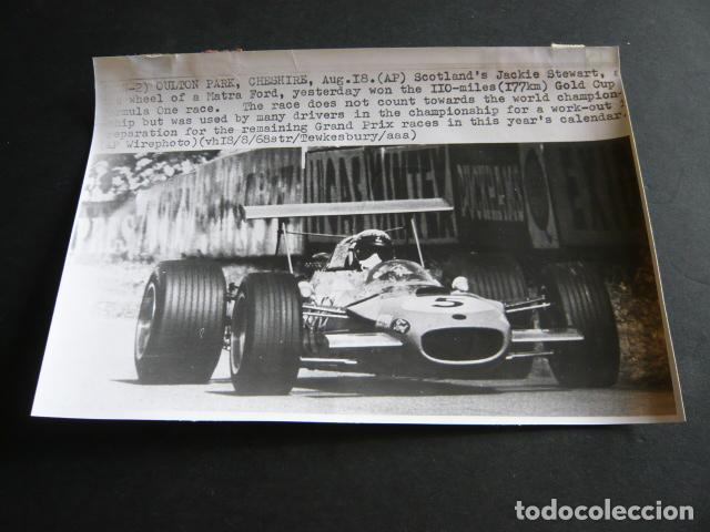 Fotograf&iacute;a antigua: JACKIE STEWART CORREDOR FORMULA 1 AUTOMOVILISMO ANTIGUA FOTOGRAFIA 24 X 18 CM