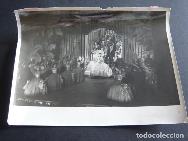 Antique Photography: CELIA GAMEZ ACTRIZ VEDETTE BALARINA REVISTA ANTIGUA FOTOGRAFIA 24 X 18 CM