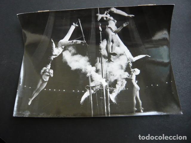 Fotografia antica: CIRCO PROGRAMA TVE PISTA DE ESTRELLAS ANTIGUA FOTOGRAFIA ORIGINAL 18 X 13 CM
