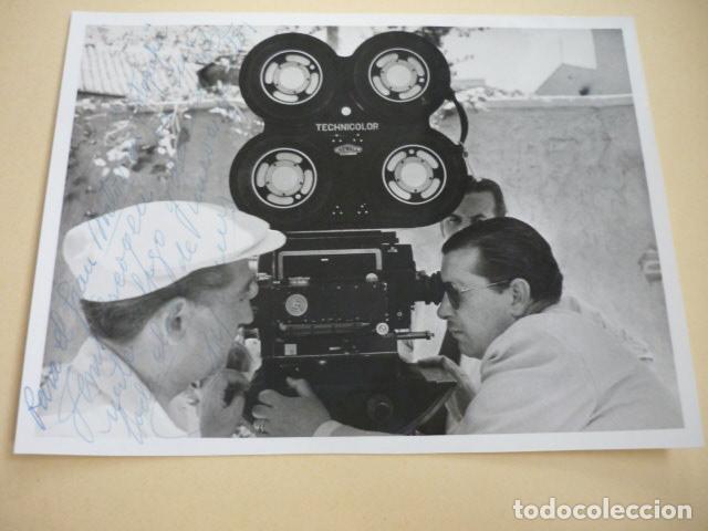 Fotograf&iacute;a antigua: DIRECTOR DE CINE CON CAMARA NEWALL CON FIRMA AUTOGRAFA ANTIGUA FOTOGRAFIA 23 X 18 CM