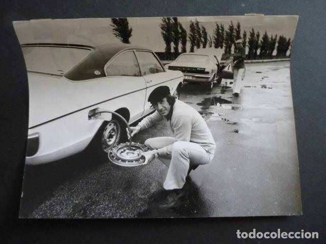 Fotograf&iacute;a antigua: JACKIE STEWART CORREDOR FORMULA 1 AUTOMOVILISMO ANTIGUA FOTOGRAFIA 18 X 24 CM