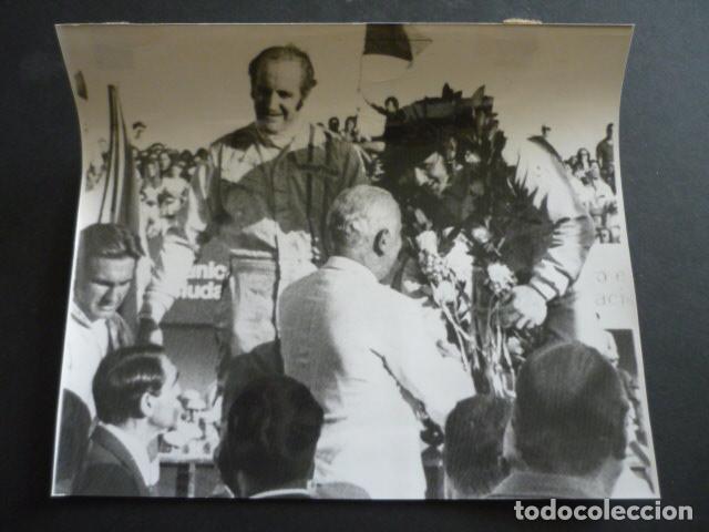 Fotografia antiga: JACKIE STEWART CORREDOR FORMULA 1 AUTOMOVILISMO ANTIGUA FOTOGRAFIA 18 X 24 CM