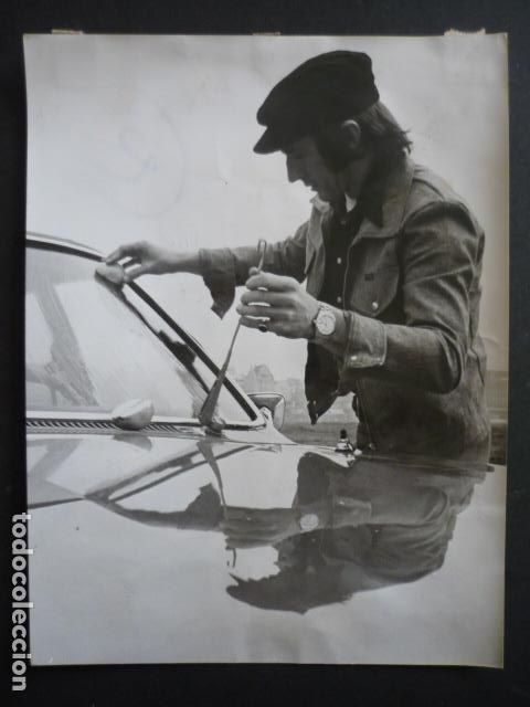 Fotograf&iacute;a antigua: JACKIE STEWART CORREDOR FORMULA 1 AUTOMOVILISMO ANTIGUA FOTOGRAFIA 18 X 24 CM