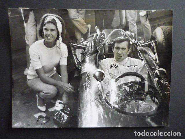 Fotograf&iacute;a antigua: JACKIE STEWART CORREDOR FORMULA 1 AUTOMOVILISMO ANTIGUA FOTOGRAFIA 18 X 24 CM