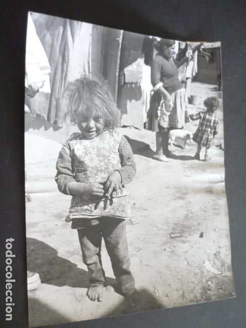 Fotografia antica: NI&Ntilde;A GITANA ANTIGUA FOTOGRAFIA 24 X 18 CM