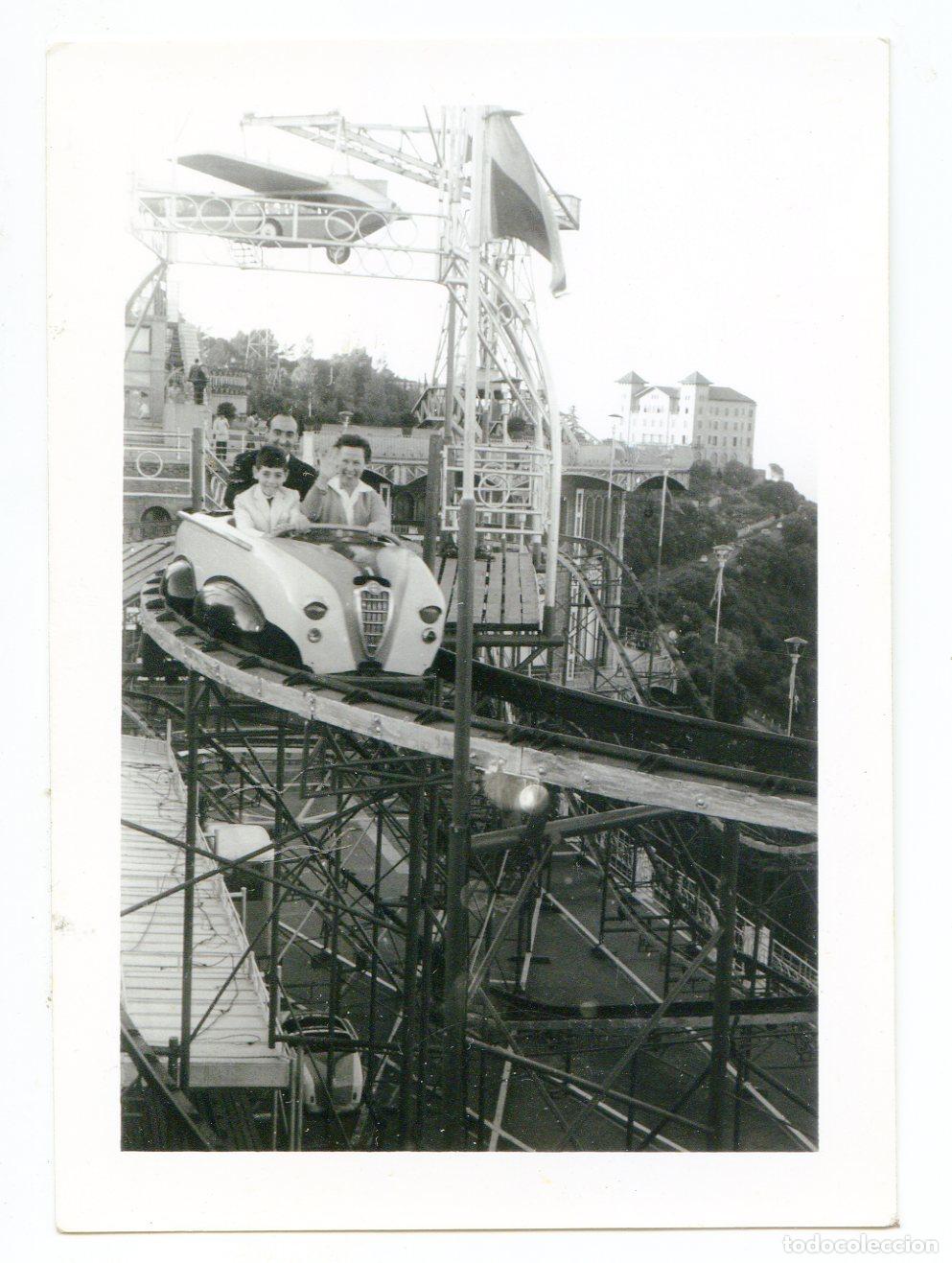 Fotograf&iacute;a antigua: Barcelona, la monta&ntilde;a rusa del Tibidabo, a&ntilde;os 50, fotograf&iacute;a