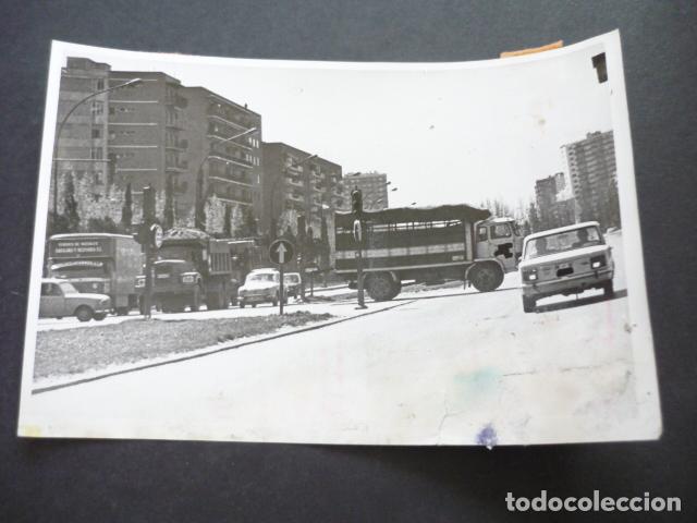 Fotograf&iacute;a antigua: MADRID CAMION ANTIGUA FOTOGRAFIA ORIGINAL 17 X 12 CM