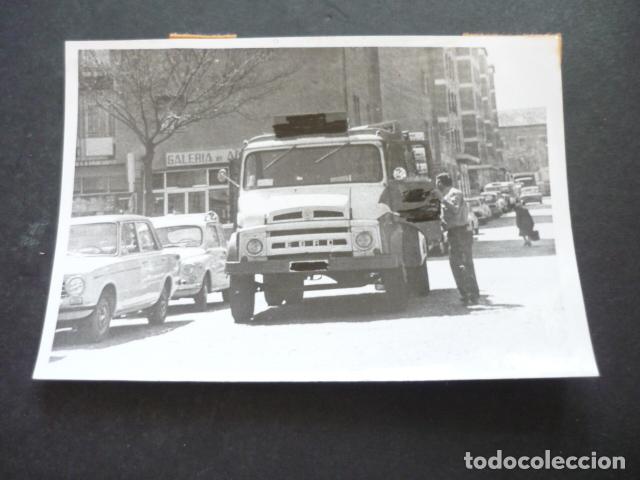 Fotograf&iacute;a antigua: MADRID CAMION EBRO ANTIGUA FOTOGRAFIA ORIGINAL 9 X 13 CM