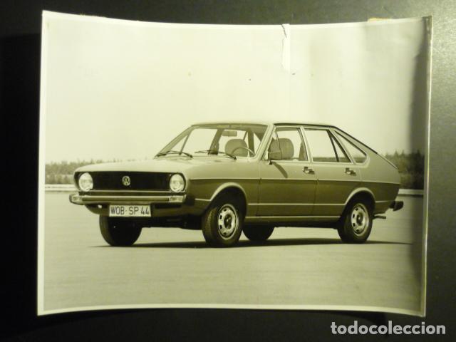 Antique Photography: AUTOMOVIL WOLKSWAGEN PASSAT ANTIGUA FOTOGRAFIA ORIGINAL 18 X 24 CM