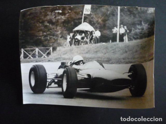 Antique Photography: JOHN SURTEES AUTOMOVILISTA ANTIGUA FOTOGRAFIA 15 X 20 CM