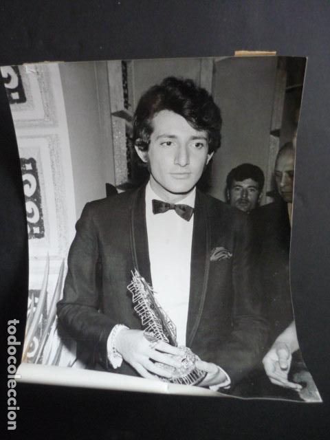 Fotografia antica: GUY MARDEL CANTANTE FRANCES ANTIGUA FOTOGRAFIA 18 X 24 CM