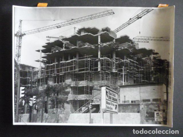 Alte Fotografie: BARCELONA NUEVAS CONSTRUCCIONES FOTOGRAFIA 24 X 18 CM