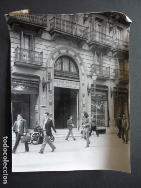 Alte Fotografie: BARCELONA ESCENA URBANA ANTIGUA FOTOGRAFIA 24 X 18 CM
