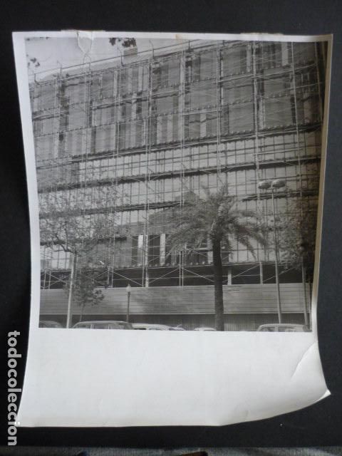 Antique Photography: BARCELONA MONTE DE PIEDAD EDIFICIO NUEVO ANTIGUA FOTOGRAFIA 24 X 18 CM
