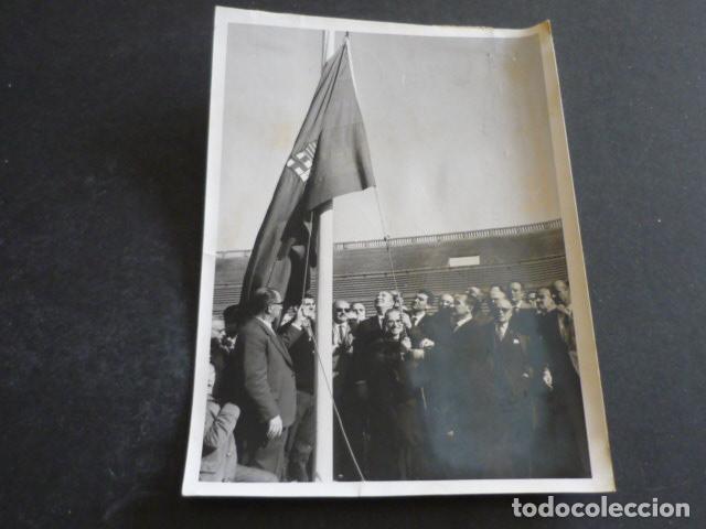 Antique Photography: BARCELONA CAMPO DE FUTBOL LES CORTS ANTIGUA FOTOGRAFIA 17 X 13 CM
