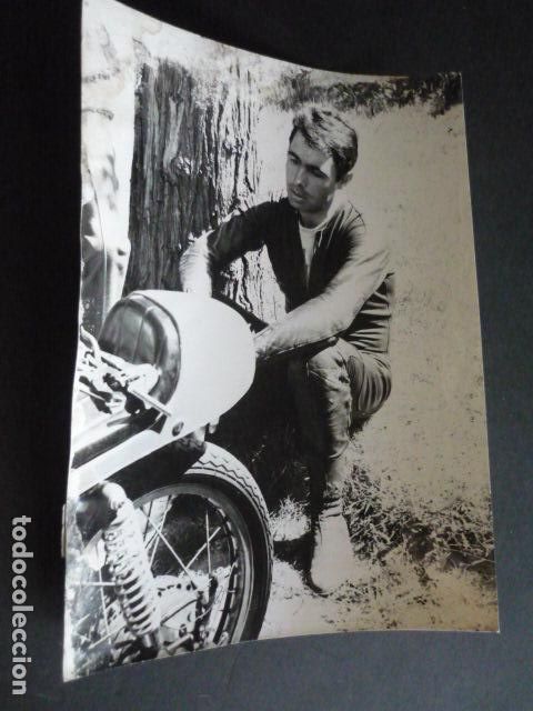 Antique Photography: JOSE MARIA BUSQUEST CORREDOR MOTOCICLISTA ANTIGUA FOTOGRAFIA ORIGINAL 24 X 18 CM
