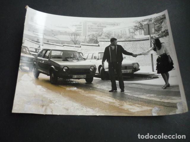 Fotografia antica: PASO DE PEATONES ANTIGUA FOTOGRAFIA 18 X 24 CM