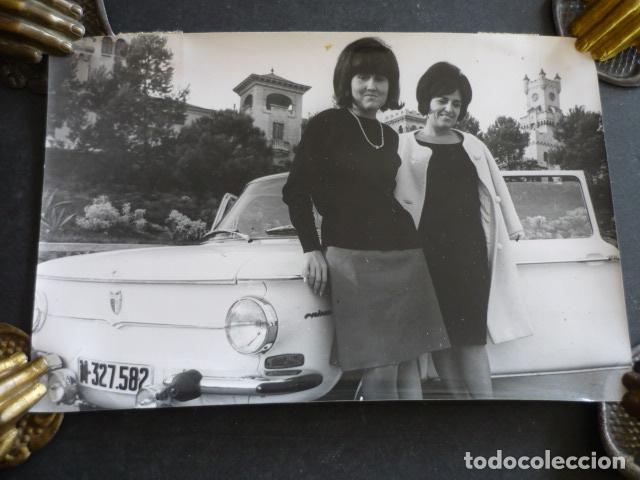 Alte Fotografie: BARCELONA II RALLYE FEMINA AUTOMOVILISTA 1963 VENCEDORAS ANTIGUA FOTOGRAFIA 12 X 17 CM