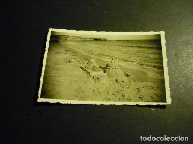 Fotograf&iacute;a antigua: ORIHUELA ALICANTE EN LA PLAYA ANTIGUA FOTOGRAFIA 6 X 9 CM LABORATORIOS BALLESTER
