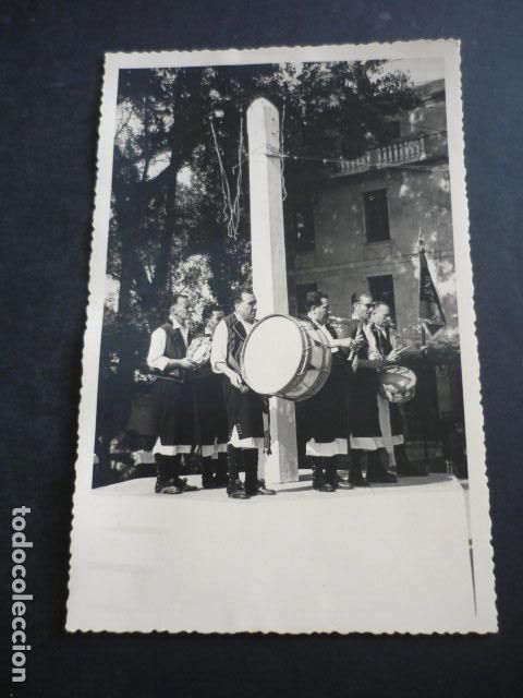 Antique Photography: GALICIA BAILE TIPICO MU&Ntilde;EIRAS GRUPO DE CENTRAL NACIONAL SINDICALISTA ANTIGUA FOTOGRAFIA 18 X 11 CM