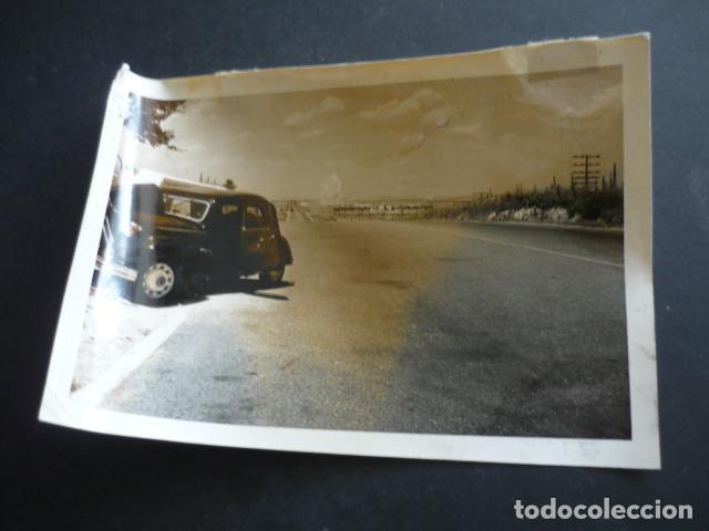 Antique Photography: AUTOMOVIL EN CARRETERA ANTIGUA FOTOGRAFIA 12 X 17 CM