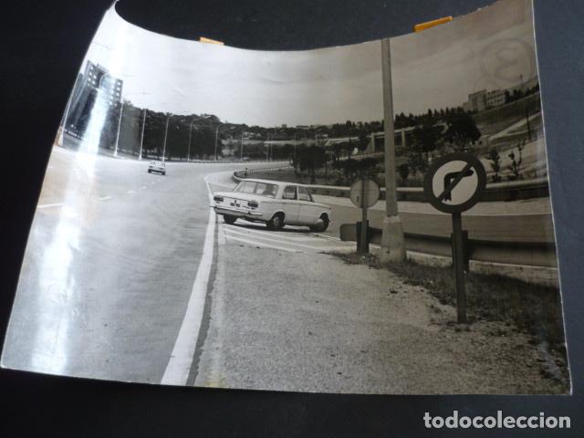 Antique Photography: AUTOMOVILES EN CIUDAD ANTIGUA FOTOGRAFIA 24 X 18 CM
