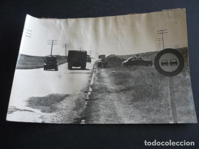 Antique Photography: CAMIONES AUTOMOVILES EN CARRETERA ANTIGUA FOTOGRAFIA 12 X 18 CM