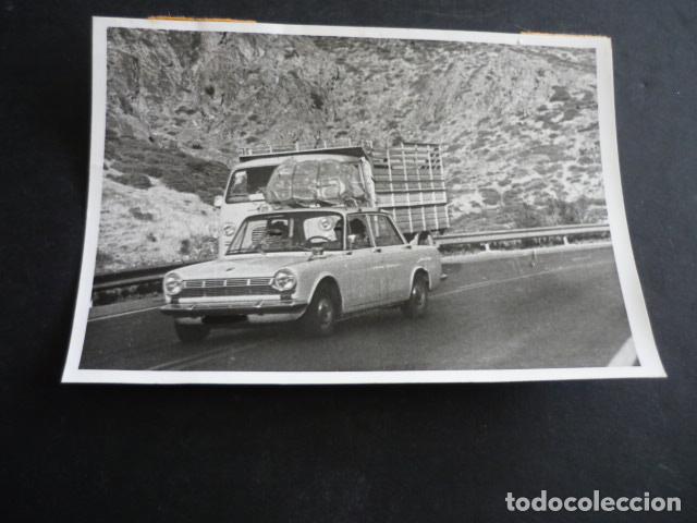 Antique Photography: CAMION Y VEHICULOS EN CARRETERA ANTIGUA FOTOGRAFIA 12 X 9 CM