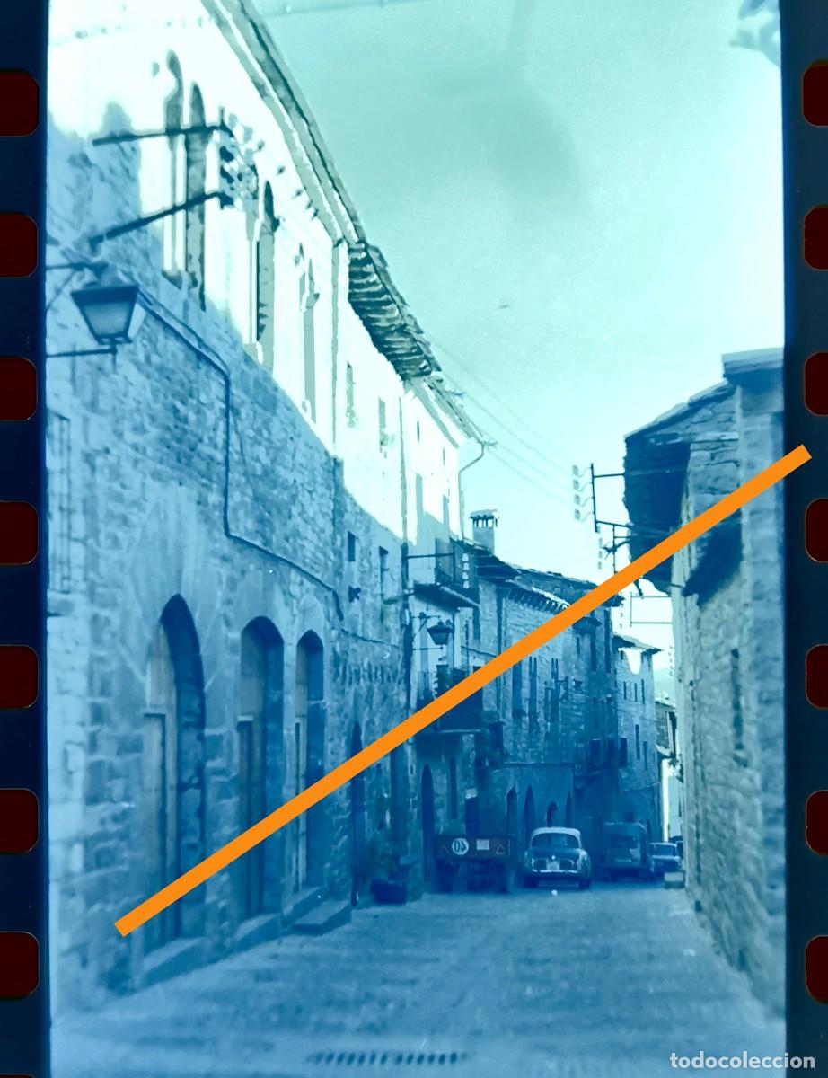 Fotograf&iacute;a antigua: Antiguo negativo de fotograf&iacute;a. Ainsa. Huesca. A&ntilde;os 70
