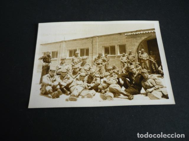 Antique Photography: SOLDADOS EN EL SERVICIO MILITAR ANTIGUA FOTOGRAFIA 7,5 X 10,5 CM