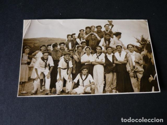 Fotograf&iacute;a antigua: ZUMAYA GUIPUZCOA GRUPO EN TRAJE TIPICO VASCO ANTIGUA FOTOGRAFIA 6 X 10 CM