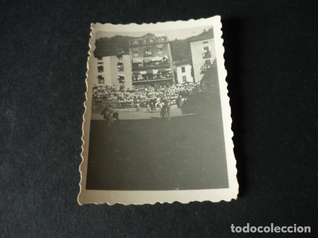Antique Photography: DEVA GUIPUZCOA DIA FESTIVO 1949 ANTIGUA FOTOGRAFIA 5 X 6,5 CM