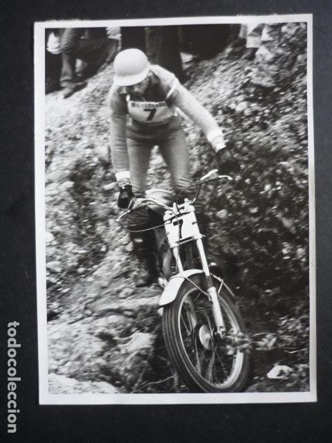 Fotografia antica: SANT LLOREN&Ccedil; DE MUNT TRAIL 1974 MOTOCICLISMO ANTIGUA FOTOGRAFIA 13 X 18 CM