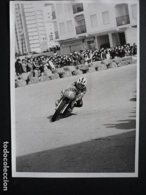 Fotograf&iacute;a antigua: CULLERA VALENCIA CAMPEONATO ESPA&Ntilde;A VELOCIDAD MOTOCICLISMO 1974 ANTIGUA FOTOGRAFIA 13 X 18 CM