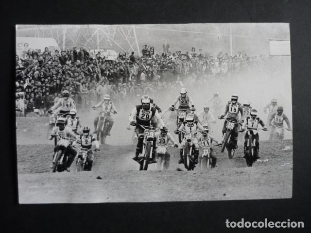 Alte Fotografie: ESPLUGUES BARCELONA XI MOTOCROSS INTERNACIONAL MOTOCICLISMO ANTIGUA FOTOGRAFIA 13 X 18 CM
